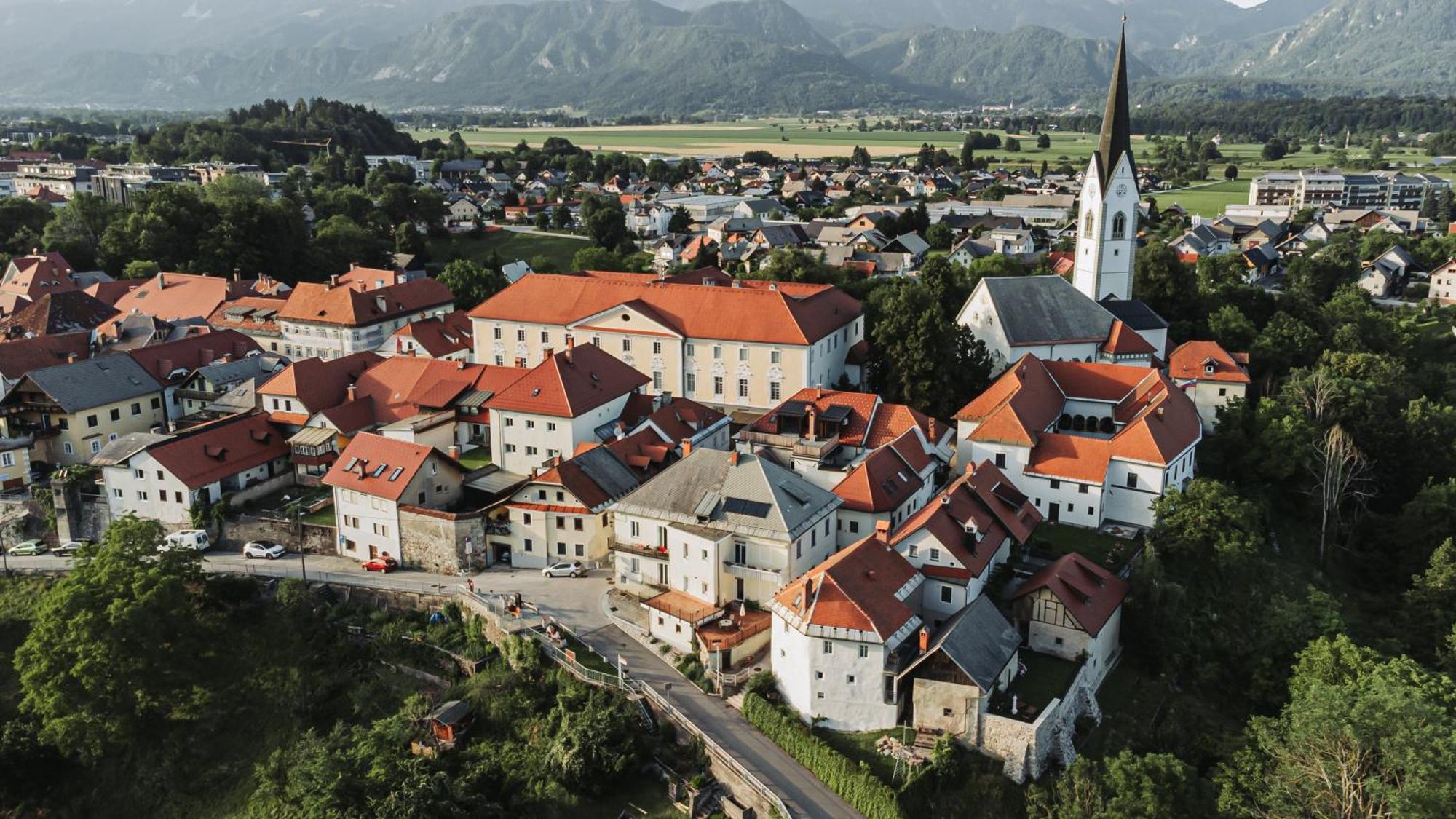 Grajski Dvor Radovljica Εξωτερικό φωτογραφία
